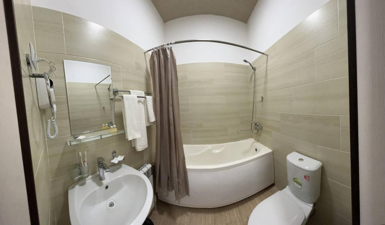 Hotel Aral Nukus Buitenkant foto