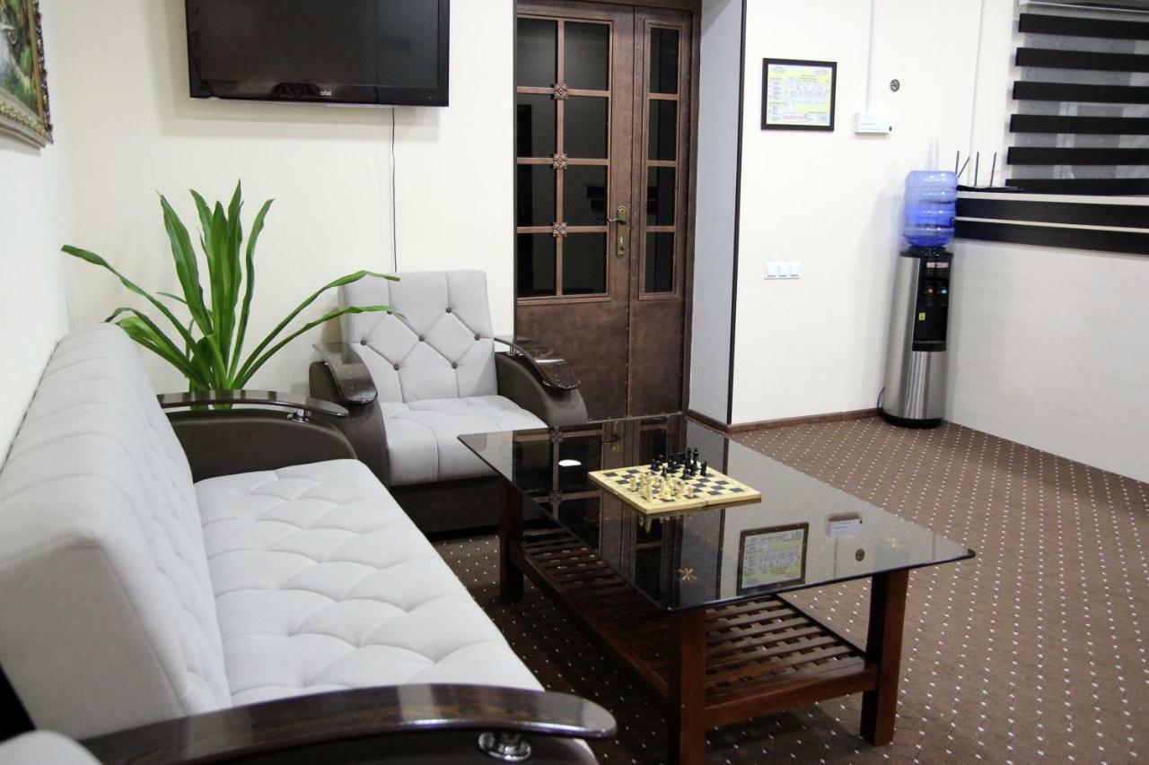 Hotel Aral Nukus Buitenkant foto